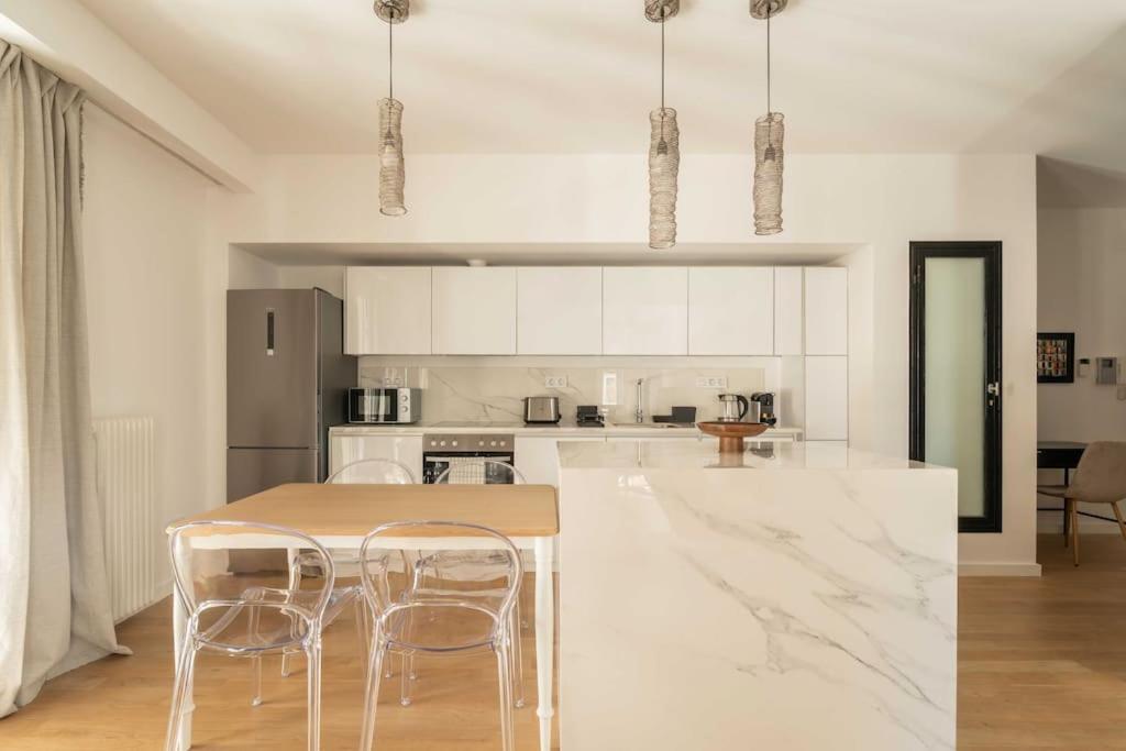 אתונה Bright & Airy 2Bd Apt Close To National Garden מראה חיצוני תמונה