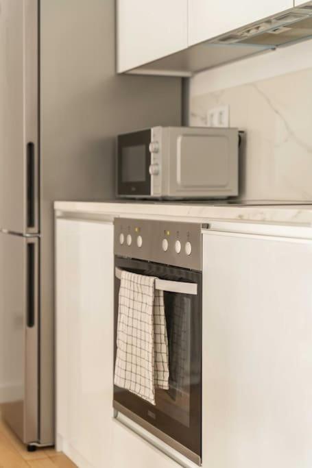אתונה Bright & Airy 2Bd Apt Close To National Garden מראה חיצוני תמונה